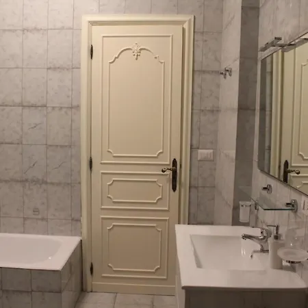 Little Guest house